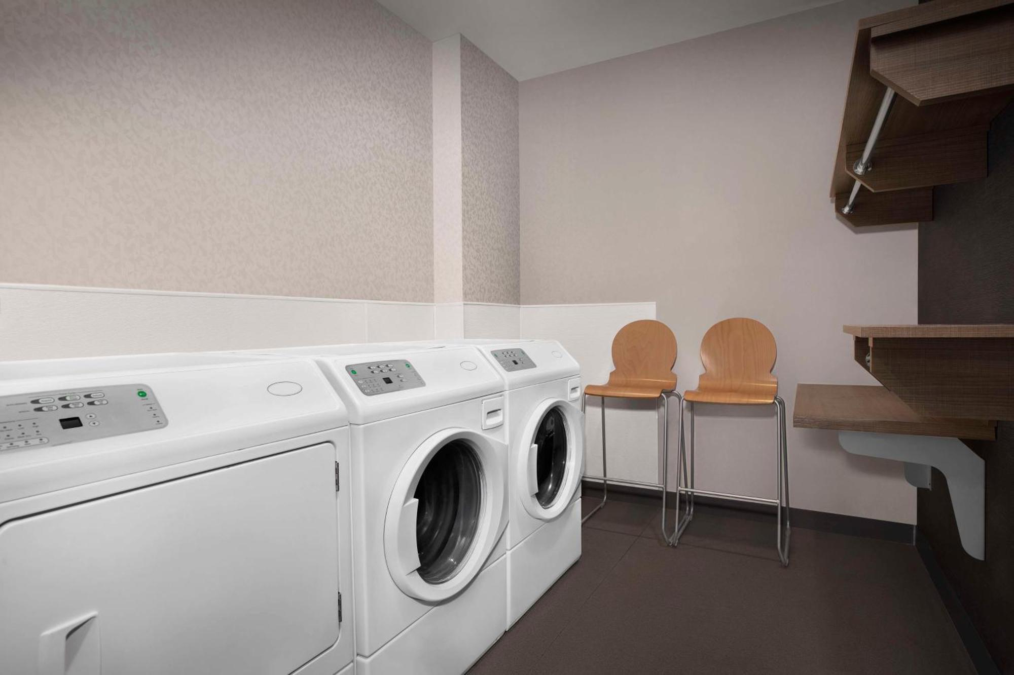 Home2 Suites By Hilton Eugene Downtown University Area Ngoại thất bức ảnh